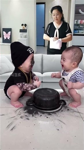 Baby playing with baby 😂 Two babies playing rock-paper-scissors is so funny and cute lol 🤣💖💜