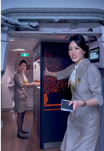 Trying The World’s Most Luxurious Business Class… For years I kept hearing the same thing from frequent flyers and aviation reviewers about Starlux Airlines. People said the experience was consistently exceptional and that the airline had set a new benchmark for premium travel. After hearing that for so long, I finally had to try it myself. Honestly, it did not disappoint in any element. After the incredible airport Galactic lounge experience, which I reviewed in another reel, I made my way to t