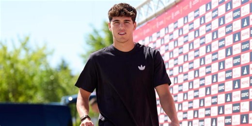 El camino de Pau Cubarsí en la Selección Española