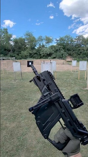 Kriss Vector Chambered in 45 ACP - Amazing Firearm #vector #pdw #airsoft