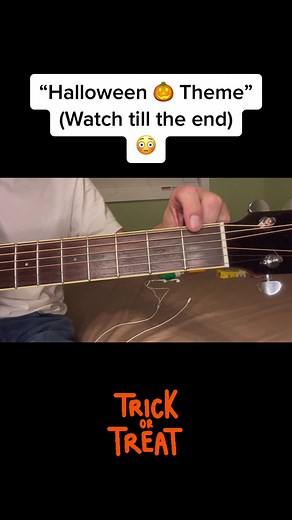Easy Halloween Guitar Trick: Michael Myers Theme Song