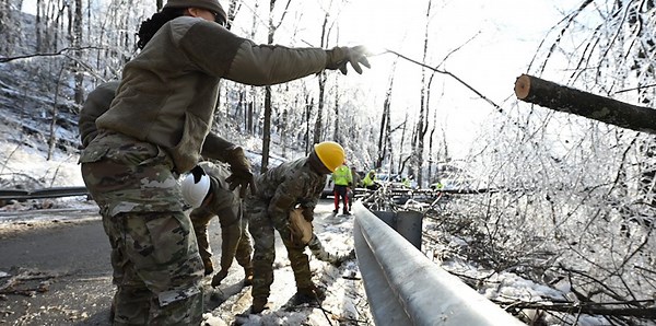 National Guard deployed across Tennessee for ice storm cleanup