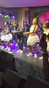 39K views · 4.7K reactions | Whaou !!! Bon chanteur #Mao_Le_Buteur tala nde azo sakana na micro na Rotana ☺️☺️ Jet 7 orchestre ya bayembi lobi ezalaki kaka boye  Ferre Gola Le Padre champions  | Temps forts de la musique congolaise | Facebook