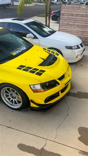 Christopher Baumgartner on Instagram: "TE / CE 🥶 | | @teamdailydrivenrevolution | . . . . . . . . . . . . . . . . . . . .#EvoGram | #EvoVIII | #EvoSociety | #JdmGram | #JdmSociety | #EvoGang | #Evo8 | #4g63gram | #4g63 | #4g63lifestyle | #MitsubishiMotors | #JDM I #EvoLife | #MitsubishiEvo | #Voltex | #CE28 | #JDMLifestyle| #VolkRays | #EvoSociety | #SocalEvo I #Turbo | #TunerCars | #JDM | #CE28n | #Recaro | #StanceNation | #JDMDaily | #JDMCars | #CarbonFiber #Tomei"