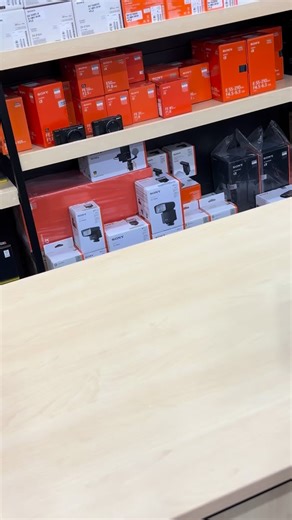 ✨ Fresh arrival alert! The Insta360 Ace Pro 2 Explorer Kit is now in a brand-new color. Level up your adventure shots in style!  Shop now! ✅Whatsapp : www.wasap.my/601126712137/Insta360ExplorerKit RazakCity ✅Whatsapp : www.wasap.my/60109109844/Insta360ExplorerKit LowYat ✅Whatsapp : www.wasap.my/60109202137/Insta360ExplorerKit Sabah #Insta360 #Insta360AcePro2 #AcePro2ExplorerKit #NewArrival #NewColor #ActionCam #Mylotrading | MYLO Trading | Facebook