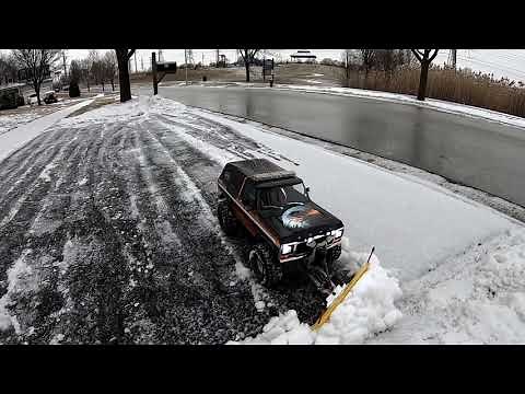 Traxxas TRX4 Ford Bronco RC Plow Truck VL1 #rc #trending #snow