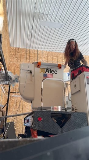 96K views · 4.8K reactions | Continuing my bucket truck work. Last day installing these outlets up the poles. Today we’re showcasing my premium choice for electrical tape. 3M Scotch’s Super 33+ and scotch super 88 premium vinyl tapes. If you’re interested in ordering the tape I use click the link in my bio! @3M #ad #TapesForEveryTask | Lexi Abreu | Facebook