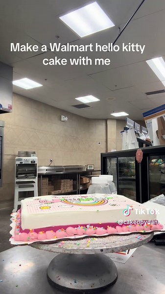 Hello Kitty Cake Decorating Tips and Tricks