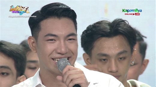 83K views · 1.2K reactions | Mahigpit na yakap sa lahat ng nakaka-relate! ❤ Darren, inalay sa magulang ang #ShowtimeMagpasikat2024 performance niya. Panoorin: #ItsShowtime #Magpasikat2024VhongIonDarrenAmy Unli good vibes kasama ang It’s Showtime fam! More highlights here: https://bit.ly/itsshowtime_19 Visit itsshowtime.abs-cbn.com to know more details! | ABS-CBN | Facebook