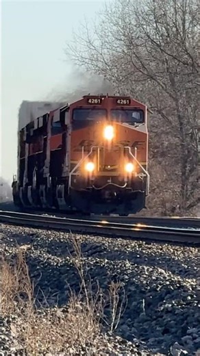 70 mph BNSF Z train flying west!! #bnsfrailway #bnsftrains #bnsf #train