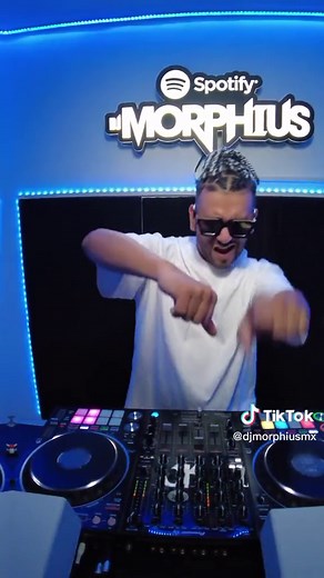 DJ MorphiUs: Energetic Music Mashups Live Performance