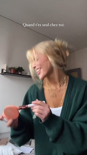 EMMA KEITMANN | 🇬🇧: When you’re alone at home 😊🥺 . . . . . . #humour #videohumour #videotiktok #tiktokfrance #tiktokvideo #viral #tiktokfrance #france... | Instagram