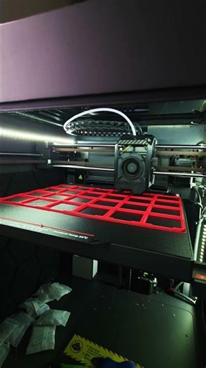 Gridfinity plate in SUNLU matte filament on Centauri Carbon