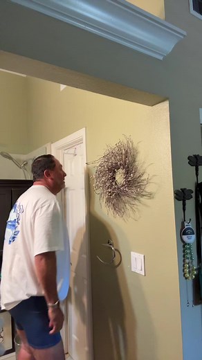 Happy Hump Day Fam#bekind #smile #foryoupage #fffyyyppp #fyp #dance #humpday