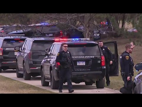 Suspect dead after ramming vehicle into Detroit-area synagogue, officials say