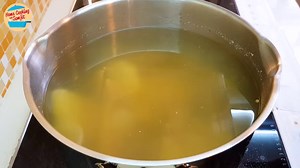 When the fish is very fresh, steam it! In this video, I am sharing a simple yet mouth-watering steam fish recipe that will leave your family craving for more. This is a non-spicy dish 🚫🌶. It goes very well with a plate of white rice. Enjoy! Ingredients ↓ Steam Red Snapper Fish with Soy Sauce Ingredients: 1 piece of Red Snapper (~ 900g) 2 Cilantro Roots 200g of old Ginger, cut to stripes 1 bulb of Garlic, chopped some cilantro leaves and spring onion for garnishing 1/2 tbsp of salt 1/4 tsp of P