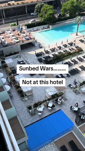 Sunbed Wars at Lazure Hotel in Lloret de Mar