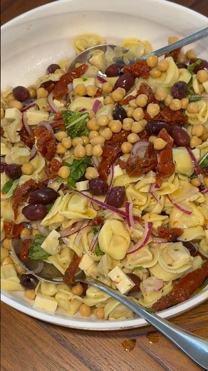 Delicious Italian Tortellini Salad #homemade #recipe #fyp #dinner #pasta #salad #italianfood