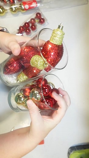 🎁 Christmas Vase Decor: Easy Dollar Tree DIY Using Lights & Ornaments | Crafty Beach