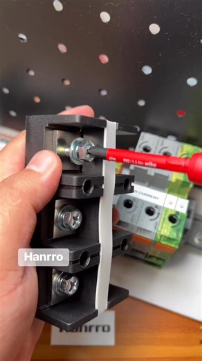Chris on Instagram: "TC Series High Current Terminal Block Installation by Screw are Reliable? #terminalblock #electricians"