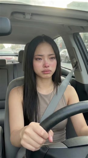 L'Art de la Séduction Calculée: Attirante et Consciente