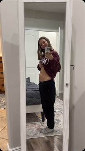 Daniell tannerites on Instagram: "Officially hit 28 weeks pregnant! 🙌🙌 It’s crazy to see the difference!!"