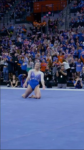Leanne Wong earns a perfect 10 on floor against LSU at home #floridagators