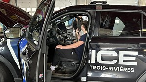 Des jeunes de Trois-Rivières découvrent le métier de policier