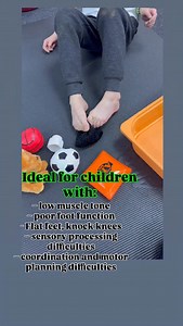 Benefits of this exercise : (placing toys into a container using the feet): ✔ strengthens the muscles of the feet and toes – especially the intrinsic foot muscles ✔ supports proper foot arch development and helps prevent flat feet ✔ improves proprioception (deep sensory input in the feet) ✔ develops eye–foot coordination ✔ teaches precise movement control and motor planning ✔ supports sensory integration – different textures, weight, and shapes ✔ improves postural stability and trunk control in 