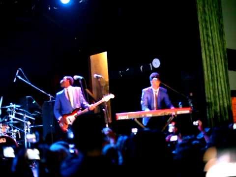 Bruno Mars - I Think I Wanna Marry You (Live from Bowery Ballroom)
