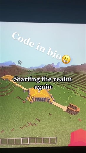 Opening the realm back up code will be in bio and its bedrock btw #fyp #vanilla #minecraft #realm #fypage #spawn #fypシ #world