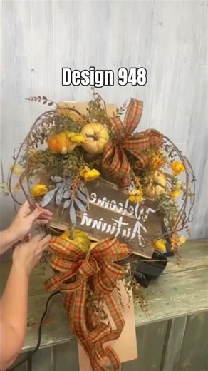 DIY Oval Pumpkin Welcome Autumn Wreath | Easy Fall Front Door Wreath Tutorial