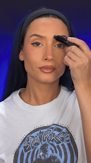 610K views · 3.9K reactions | Sarah Sanderson from Hocus Pocus ✨ #HocusPocus #sarahsanderson #cosplay | Creative.Cliche | Facebook