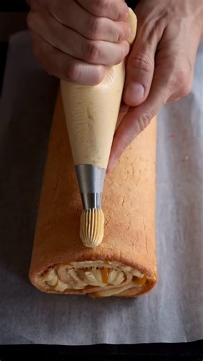Andrey Vinogradnik on Instagram: "🥭🥥 You’ll learn how to make a refined Mango & Coconut Swiss Roll from start to finish, with a focus on clean technique, balanced flavours, and professional presentation. 🎥 Full video tutorial - link in profile. 👨‍🍳 In this video: ✅ Make a flexible coconut sponge suitable for rolling ✅ Prepare a silky caramelised white chocolate mango namelaka ✅ Create a bright, vibrant mango jelly ✅ Assemble the Swiss roll to achieve a clean, defined swirl every time 📄 Pri