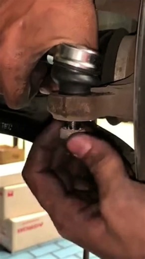 How to Replace Outer Tie Rod End Correctly! 🚗🔧 #shorts #carrepair #mechanic #diy #steering #viral