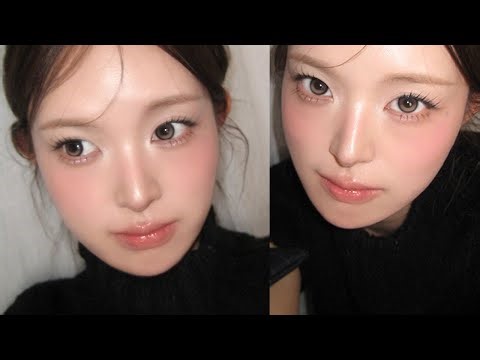 연말 모임엔 이렇게 🎄˚₊˖ 연말 메이크업 .𖥔 누디 베이지톤에 화려한 포인트를 넣은 ...