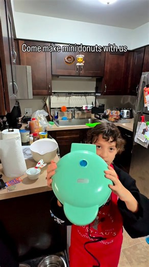 BB on Instagram: "Who knew a wishlist mini donut maker could be so delicious? Thanks for the sweet gift—now come make some tiny treats with us! #explorepage #girldad #minichef #donuts #grateful"