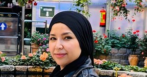 "Je me sens plus forte, plus vivante" : à 39 ans, Nawal retrouve le chemin de l'emploi après dix ans loin du marché du travail