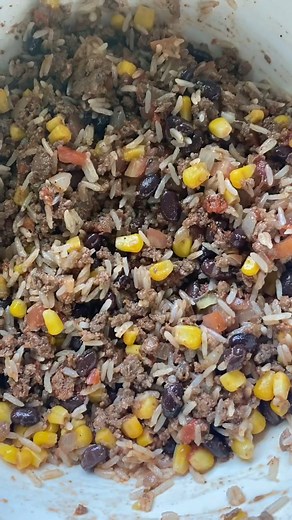 Healthy, cheesy, and meal prep friendly  Comment SEND RECIPE to get this Taco Stuffed Peppers recipe! | The Clean Eating Couple | Facebook