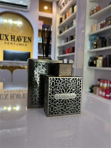 Rayhaan Terra: Woody, Earthy Aromatic Men's Fragrance