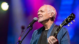 Check out the setlist and final song from the last night of Peter Frampton's farewell tour