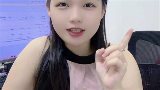 私藏好物，入户必备：XX型号静音智能门锁，30秒极速安装，防撬警报 指纹/密码/APP三重解锁，守护家庭安全，告别钥匙烦恼，老人小孩都能轻松用。