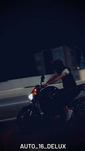 Rami_Sami_Luxury_auto🇩🇪🇩🇿 on Instagram: "😍🖤 #moto #motosport #mt07 #mt09 #mtblife #mtblove #carsofinstagram #reels"