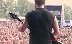 《Alison Hell》歼灭者Annihilator 2003年BYH 音乐节德国现场live