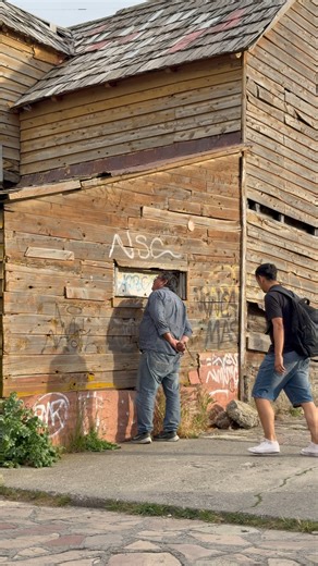 Mercado de carnes on Instagram: "PREMIAZOS OCULTOS POR BARILOCHE Y EL ENCONTRÓ UNO 🔥 😍 La búsqueda del tesoro de hoy fue una locuraaaaaa 🤯 🤗 Mientras te esperamos en Moreno 926, Bariloche ⚠️ Y recordá que en breve se viene una nueva sucursal en Barrio San Francisco Tercero"