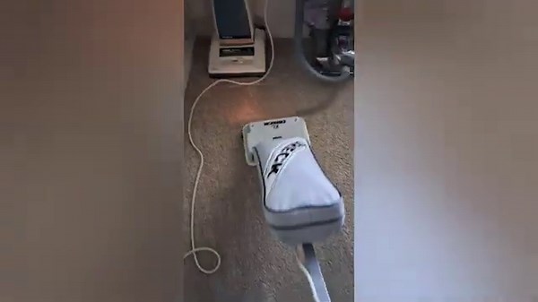 2000 Oreck XL 2600HH Lightweight Upright Vacuum