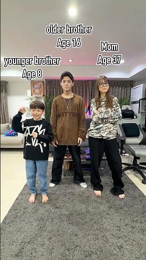 お尻アタックで弟が吹っ飛んでいった…海外で大流行のダンス家族で踊ってみた🕺✨#Shorts