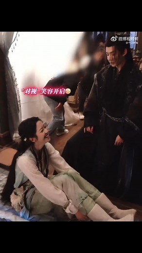 Title: Love of the Divine Tree (#仙台有树) Also Known As: #SendaiTree, #XianTaiYouShu Genres: Romance, Xianxia, Fantasy Country: China Episodes: 40 Duration: 45 min. Filmed: Oct 12, 2023 - Feb 19, 2024 Airing: Feb 7, 2025 - ? Original Network: iQiyi Director: Yin Tao (#尹涛) Screenwriter: Liu Fang (#刘芳) Adapted from: web novel "Xian Tai You Shu" (#仙台有树) by Kuang Shang Jia Kuang (#狂上加狂) Plot: 18 years ago, Mu Qing Ge, the leader of the Xishan Sect, sacrificed the Golden Core to seal the Ling Quan on he