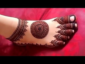 Back hand Beautiful Simple and Easy Mehndi designs