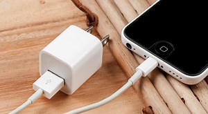 Cómo verificar que el cargador de iPhone es original: así lo diferencias de uno genérico